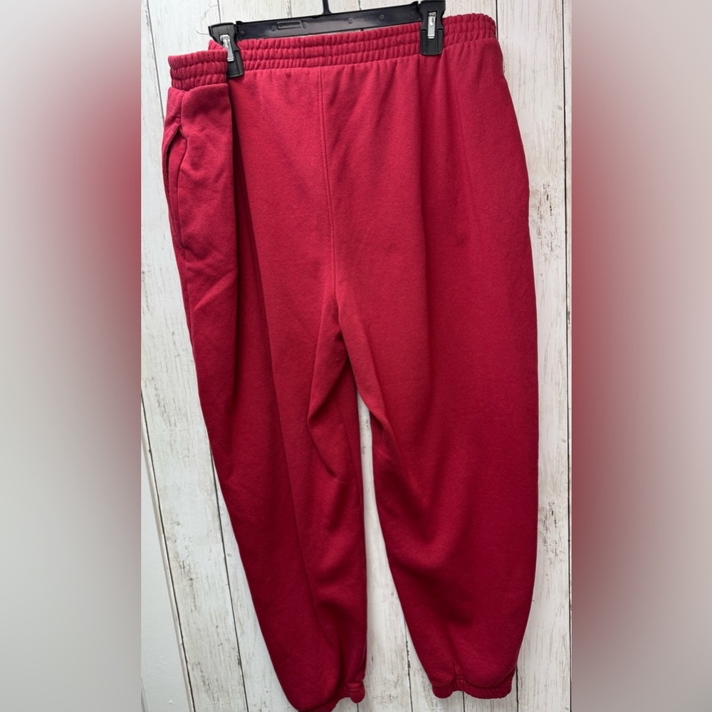 Ease of motion Red Hooded Tracksuit size XL - Picture 6 of 14